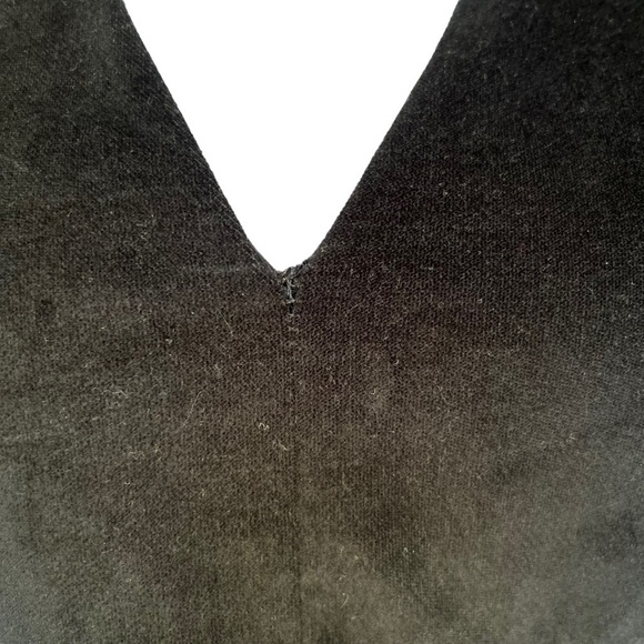 Zara - Black Velvet V-neck Pattern A-line
Mini Dress Sz Medium - Picture 3 of 6